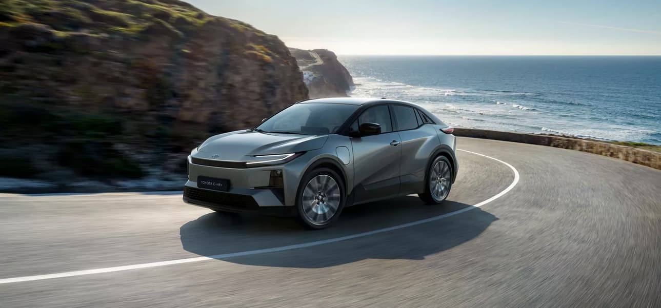 C-HR+